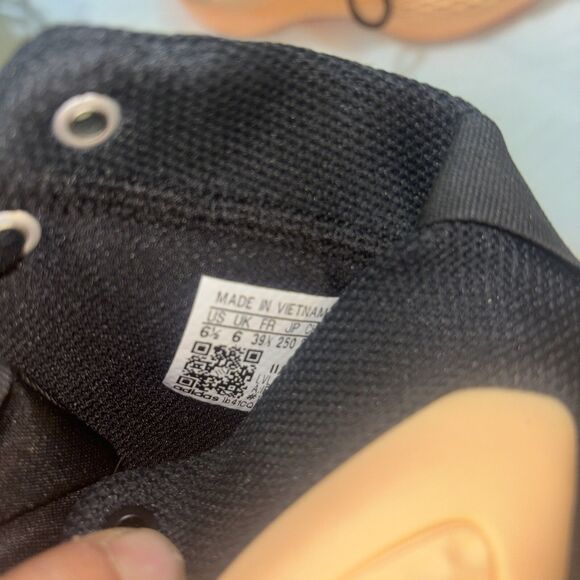 Adidas AE 1 J Basketball Shoes Black Orange Size 6.5 NEW 2023 IF1883 - Picture 5 of 5